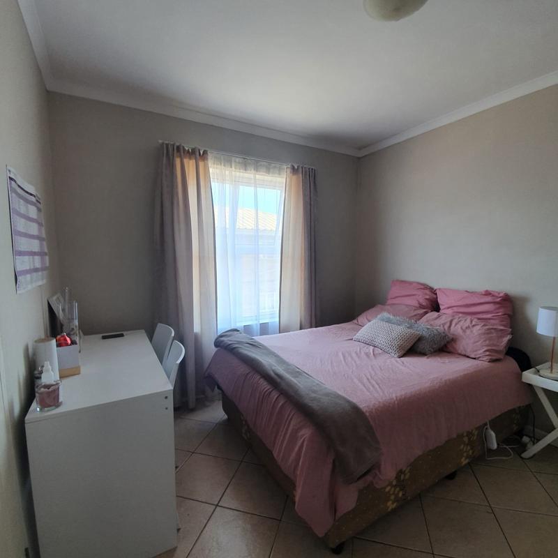 To Let 2 Bedroom Property for Rent in Oatlands Eastern Cape